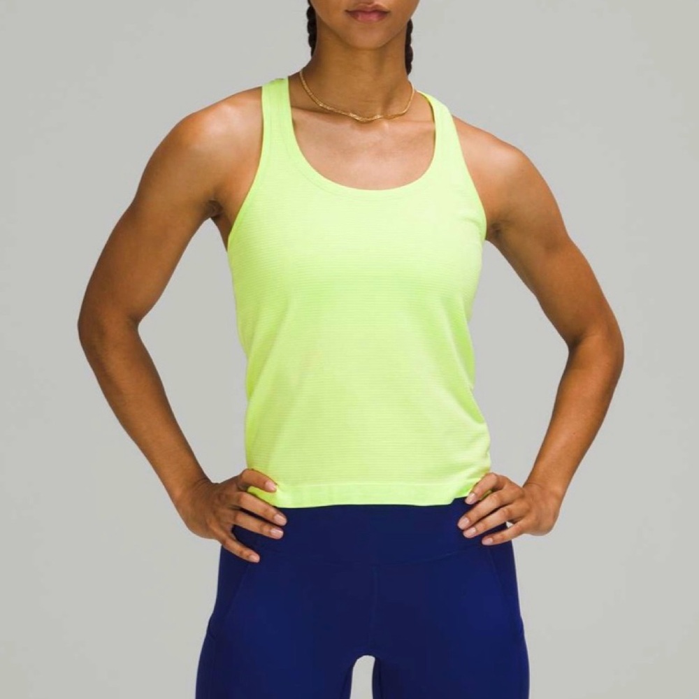 Lululemon Swiftly Tech Racerback 2.0 *Race Length in Neo Mint / Neo Mint Size 4